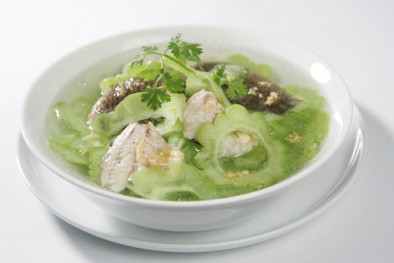 Canh khổ qua hấp dẫn, thơm ngon trong bữa cơm ngày hè