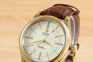 Nếm 'quả đắng' vì đồng hồ Rolex nhái