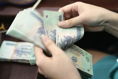 Gửi tiết kiệm dài hạn đang hấp dẫn hơn