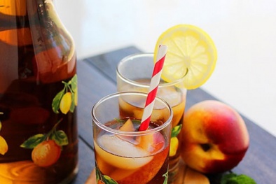 Tự làm trà đào thơm ngon, bổ dưỡng ngày hè