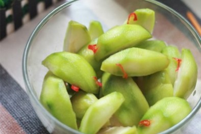 Tự làm cóc ngâm đường chua ngọt cực ngon như ngoài hàng