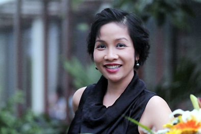 Mỹ Linh bình tĩnh đáp trả mọi bình luận khiếm nhã trên facebook