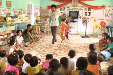 Bố ơi! Mình đi đâu thế: Các bố con hào hứng tập kịch và nhảy múa