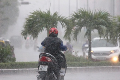 Dự báo thời tiết ngày mai 27/7/2015: Mưa lớn, đề phòng tố lốc và gió giật mạnh 