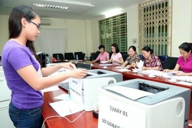 Trắng đêm in giấy chứng nhận kết quả thi