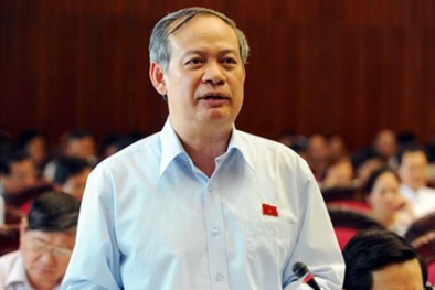 Cần phong tỏa tài sản người thân kẻ tham nhũng