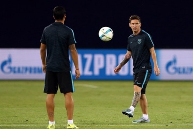 Messi chi gần nửa triệu USD làm từ thiện