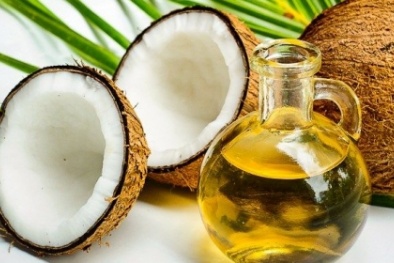 Trị rụng tóc, dưỡng ẩm da trong thai kỳ bằng dầu dừa