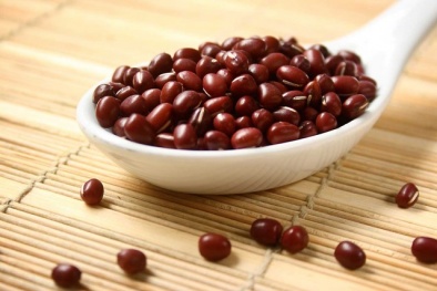 Làn da luôn mịn màng, trắng hồng nhờ đậu đỏ
