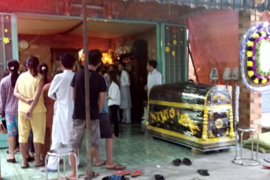 Tây Ninh: Dùng dao chém cả Đăng ký và nhận 60K 24 bao lì xì miễn phí mỗi ngày hàng xóm