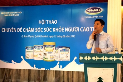 Gần 2.000 người tiêu dùng được Vinamilk tư vấn dùng sữa