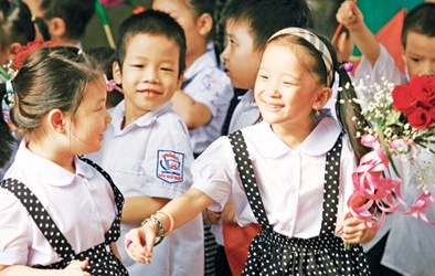 Nghịch lý: Bảo hiểm y tế cao hơn học phí