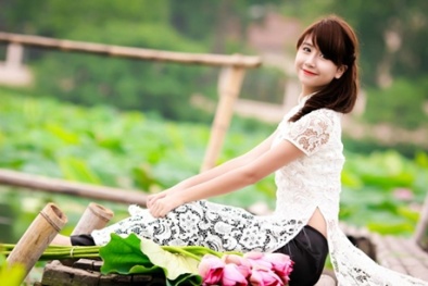 Những kiểu tóc đẹp cho bạn gái diện áo dài mùa kỷ yếu