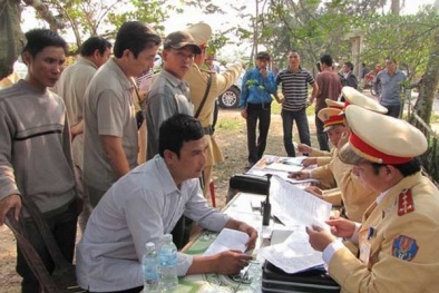 Tăng mức phạt về giao thông: Cảnh sát lo không có đủ người ký
