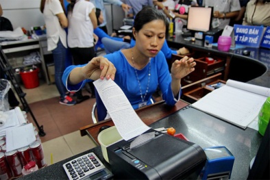 Mua vé tàu tết: Nhắn tin đặt  số thứ tự  3.000 đồng/tin