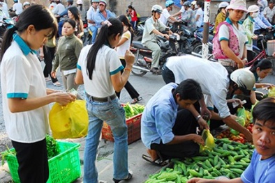 Đòi giảm mức tăng lương tối thiểu là vô lý