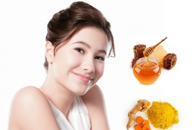 Sở hữu làn da trắng sáng, mịn màng nhờ mặt nạ bột nghệ 