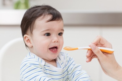 5 sai lầm các mẹ thường gặp khi chăm sóc trẻ sơ sinh