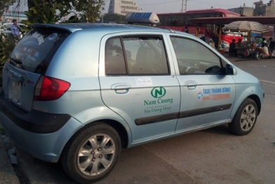 Tài xế taxi hốt hoảng khi phát hiện hành khách chết ở ghế sau
