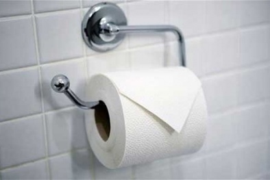 Liên tục phát hiện giấy vệ sinh giả tiềm ẩn nguy cơ ung thư