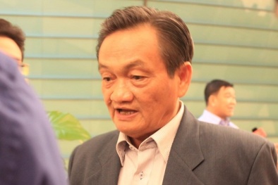 Bán 'bò sữa tỷ đô' không để ăn tiêu hết