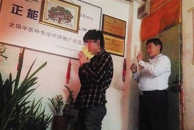 Vạch trần các lang băm Trung Quốc lừa đảo chữa bệnh đồng tính