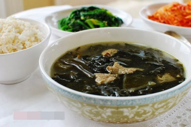 Cách nấu canh rong biển thịt bò thơm ngon, bổ dưỡng