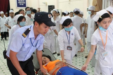 'Ngộ độc' ở Công ty giày Vĩnh Nghĩa: Do bất đồng về giá khẩu phần ăn và chế độ tiền lương?