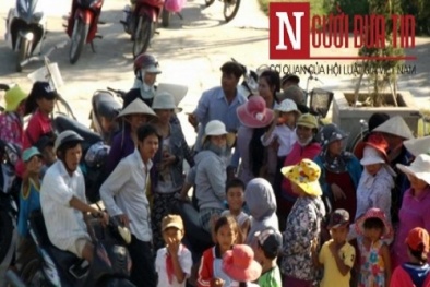 Cô giáo đánh hàng loạt học sinh bầm tím đã bỏ dạy, không thể liên lạc