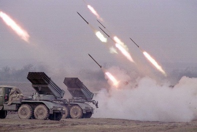 ‘Cơn bão lửa’ BM-21 Grad của quân đội Syria ‘thiêu đốt’ IS