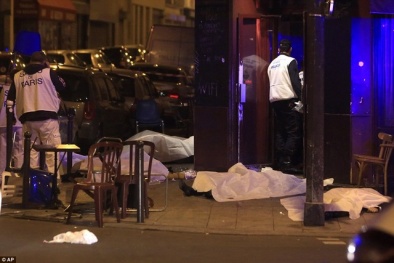 Ít nhất 140 người thiệt mạng trong vụ tấn công khủng bố kinh hoàng ở Paris