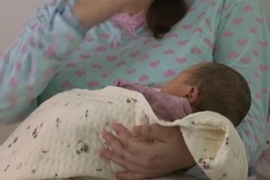 Mâu thuẫn Đăng ký và nhận 60K 24 bao lì xì miễn phí mỗi ngày, ‘vợ hờ’ tố chồng bắt cóc con 1 tháng tuổi