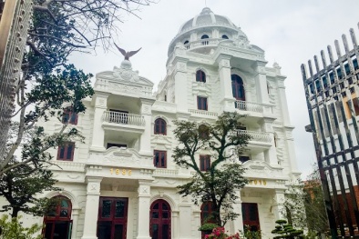 Nữ đại gia ‘chơi ngông’ với biệt thự trăm tỷ 