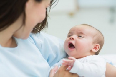 Bài thuốc dân gian trị dứt điểm cơn ho của bé 