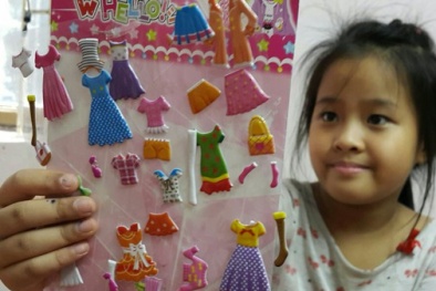 Kết quả kiểm nghiệm miếng dán đồ chơi Trung Quốc:  Chất độc vượt ngưỡng 100 lần!