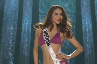 Phần thi áo tắm nóng bỏng của Phạm Hương trong bán kết Miss Universe 2015