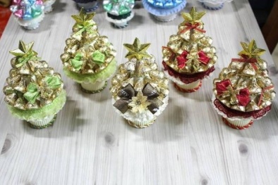 Cách làm cây thông chocolate dành tặng 'người ấy' trong dịp Giáng sinh