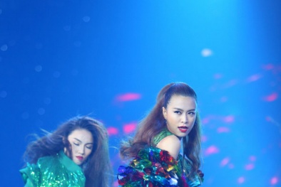 Hoàng Thùy Linh đốt cháy sân khấu The Remix 2016 bằng vũ đạo bốc lửa