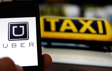 Khách nữ tố tài xế Uber đưa số điện thoại lên web khiêu dâm