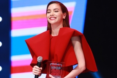 Khán giả ‘giật mình’ khi Hồ Ngọc Hà bất ngờ đạt giải Cống hiến 2015