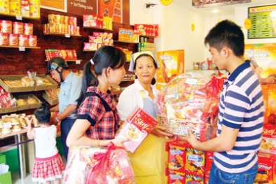 Bánh kẹo kém chất lượng đội lốt nhập khẩu móc túi người tiêu dùng dịp Tết
