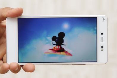 'Đốn tim' nửa yêu thương với top smartphone đẹp ngất ngây