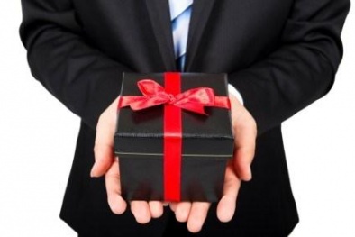 Gợi ý chọn quà Tết 2016 ‘không đụng hàng’ biếu sếp 