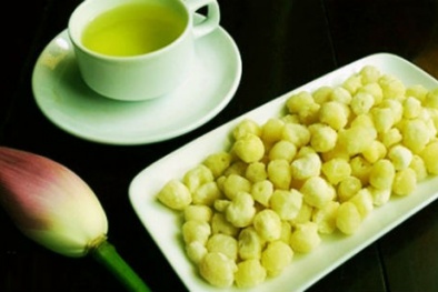 Tuyệt chiêu làm mứt hạt sen ngon, bổ, rẻ đón Tết tưng bừng 