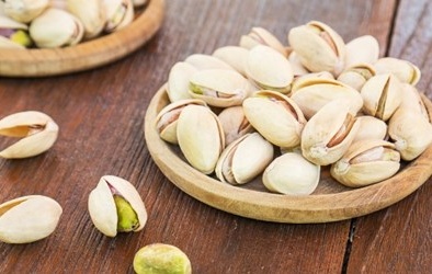 Lợi ích của 3 loại hạt thường ăn ngày Tết 