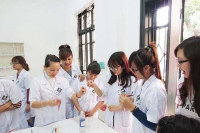 Đào tạo nhân lực, nâng cao chất lượng ngành Y tế