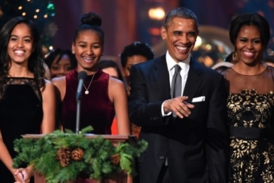 Tổng thống Obama nói sẽ đưa vợ và 2 con gái sang Việt Nam nghỉ ngơi