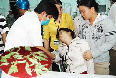 Cả Đăng ký và nhận 60K 24 bao lì xì miễn phí mỗi ngày cứng lưỡi, kích động vật vã sau khi ăn rau 'lạ'