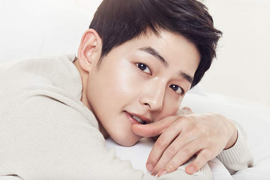 Vượt mặt các sao Kpop, Song Joong Ki soán ngôi ‘Gương mặt truyện tranh đẹp nhất'