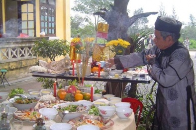 Tết Đoan Ngọ: Mâm lễ cúng gia tiên thế nào là đúng cách?